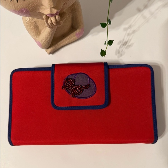 Vintage Avon Red Purple Wallet With Embroidered Hat CC Holder ID Holder - Picture 10 of 12